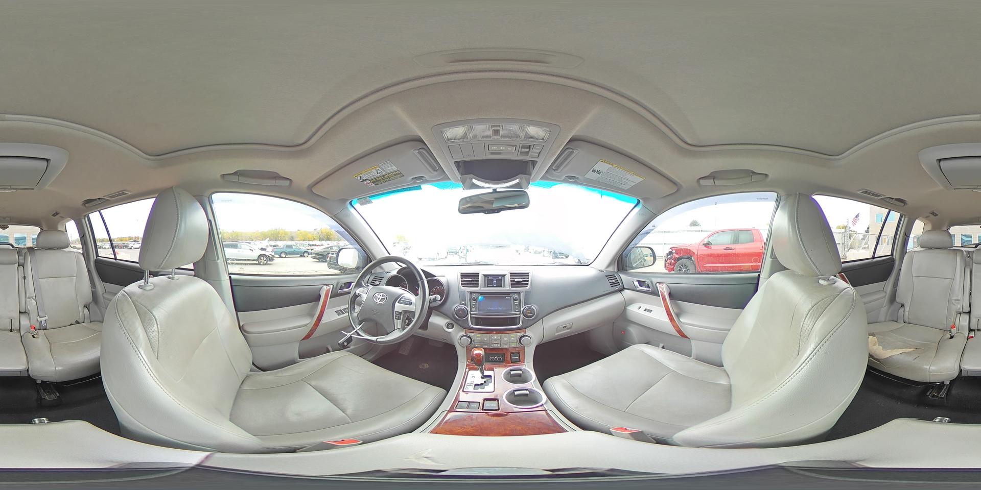 2013 TOYOTA HIGHLANDER