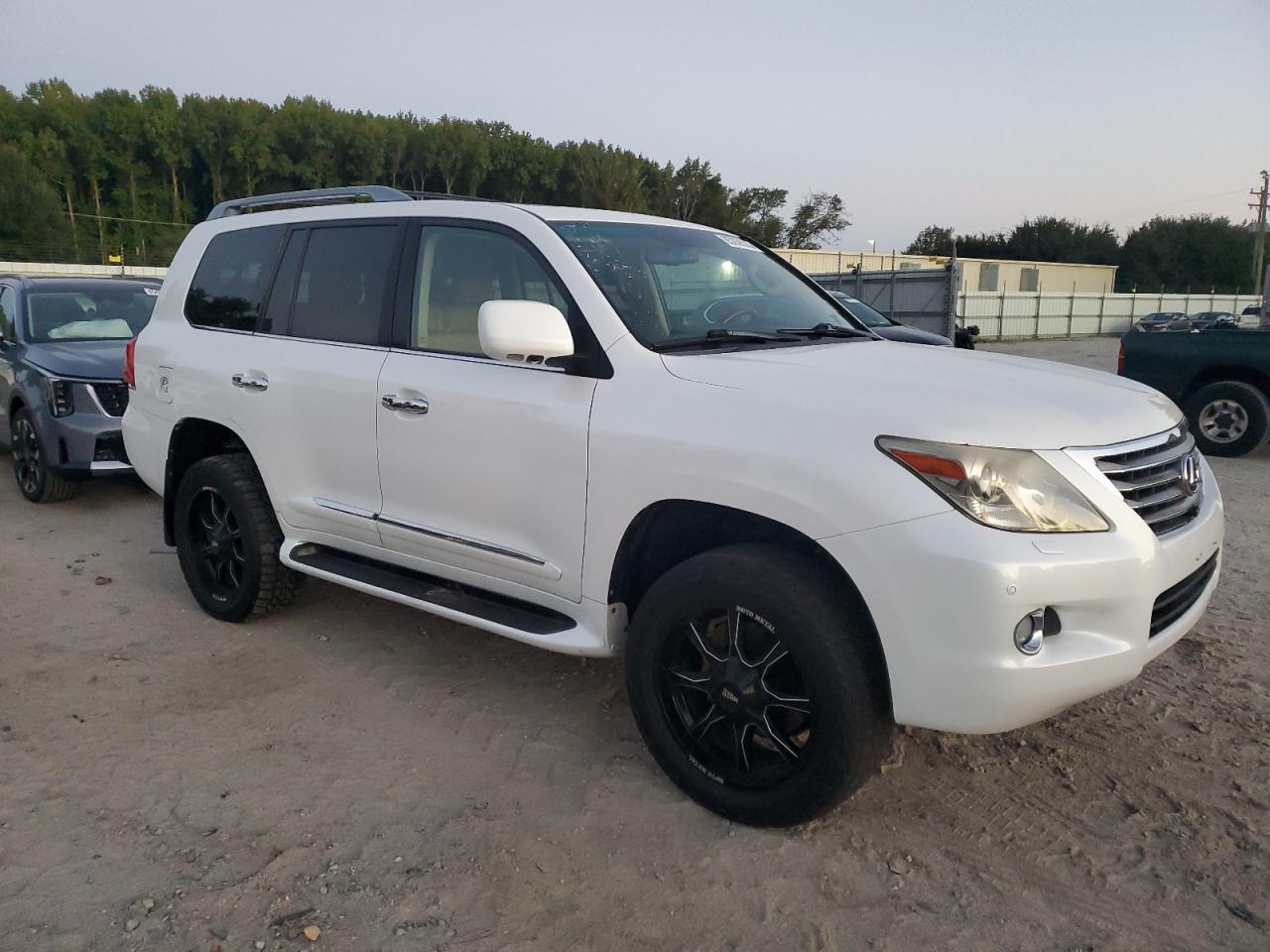 2009 LEXUS Lx