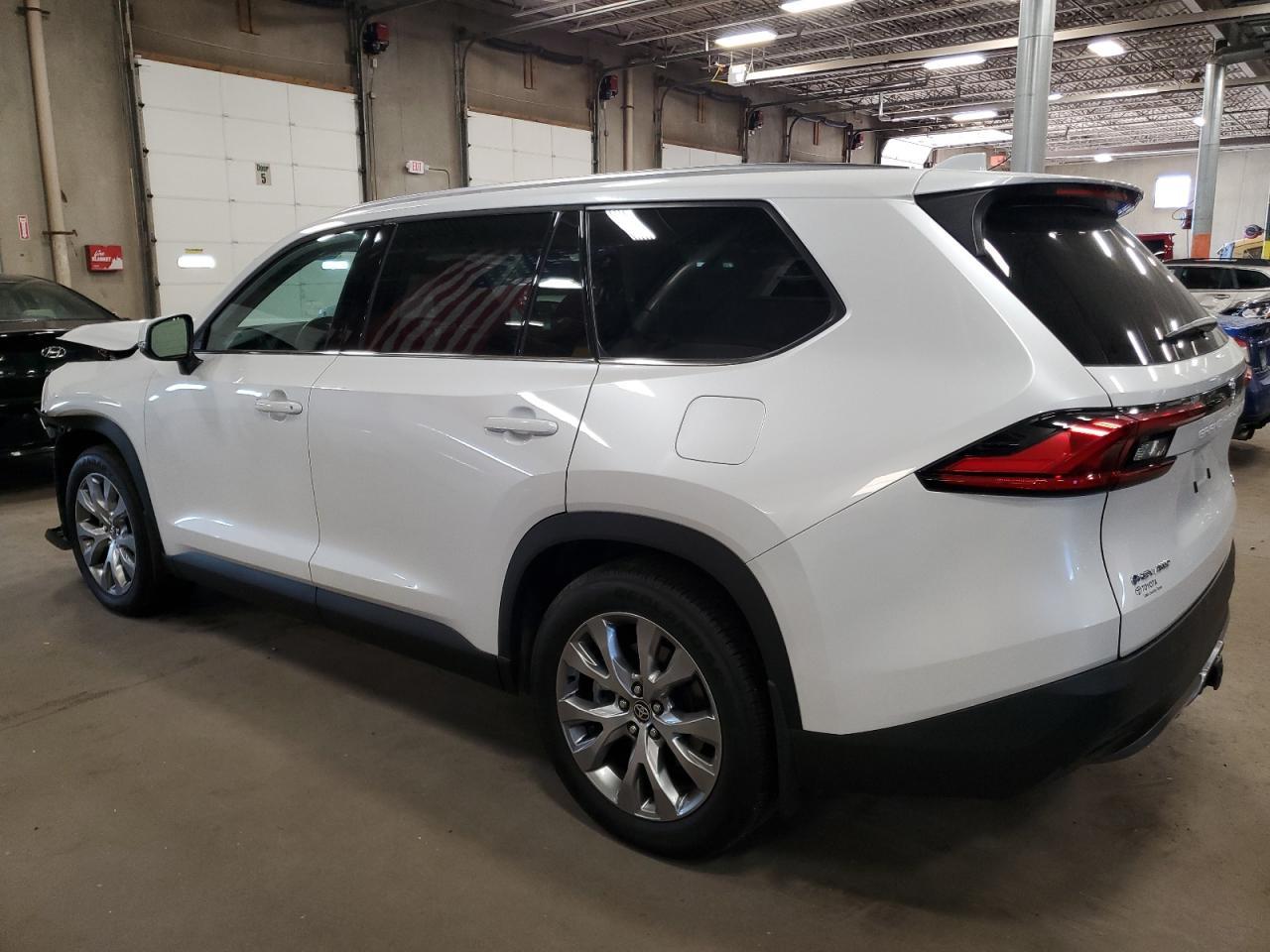 2024 TOYOTA HIGHLANDER