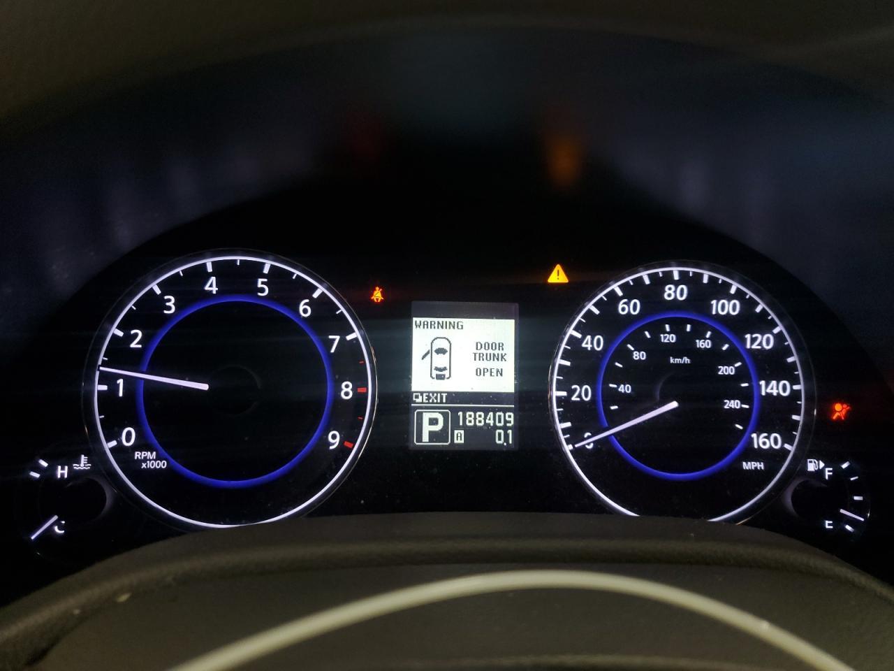 2011 INFINITI G37