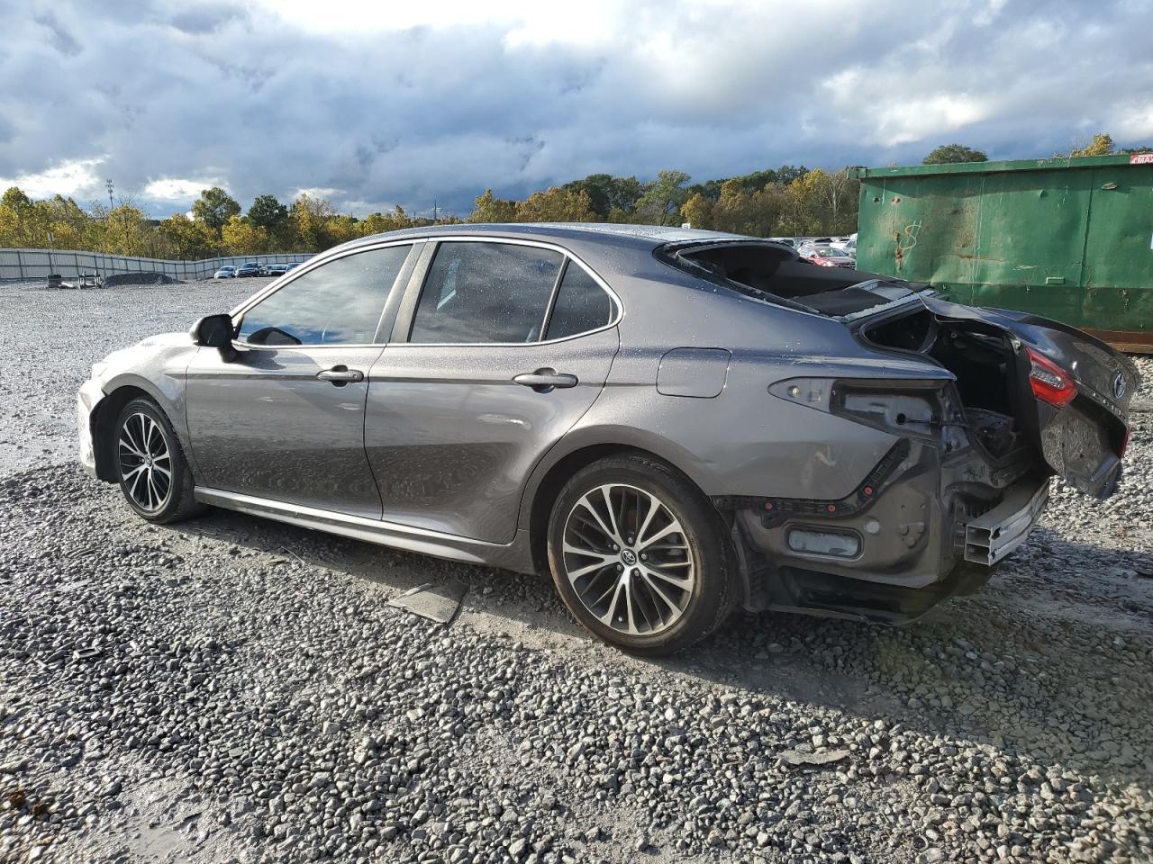 2018 TOYOTA CAMRY