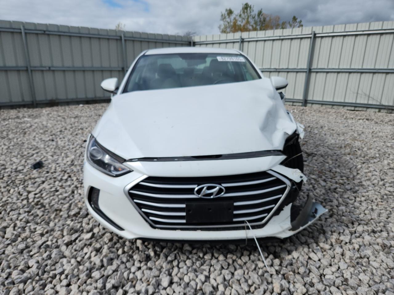 2017 HYUNDAI ELANTRA