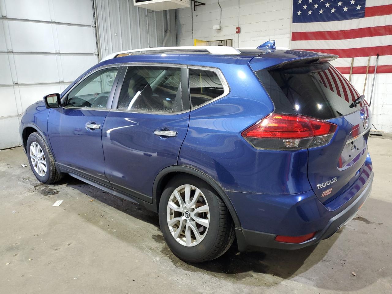 2017 NISSAN ROGUE