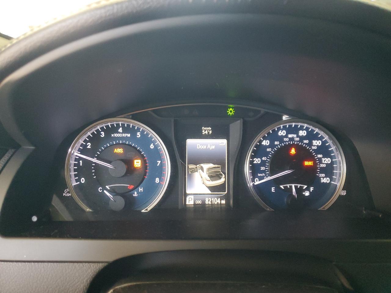 2016 TOYOTA CAMRY