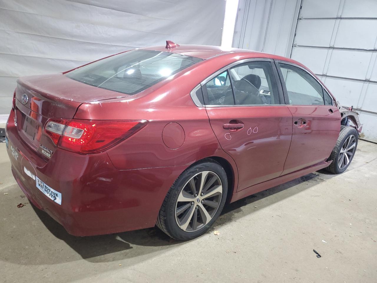 2017 SUBARU Legacy
