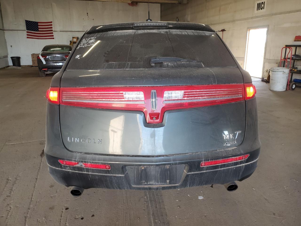 2015 LINCOLN MKT