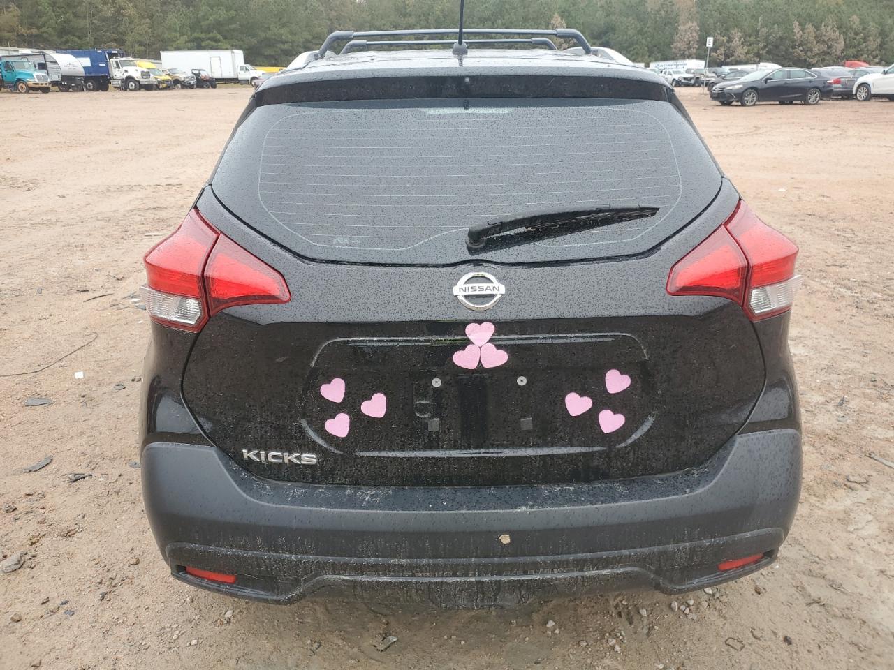 2019 NISSAN KICKS