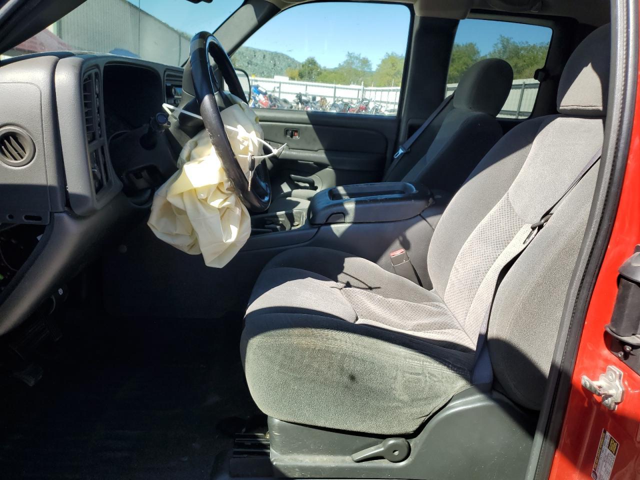 2004 CHEVROLET Silverado