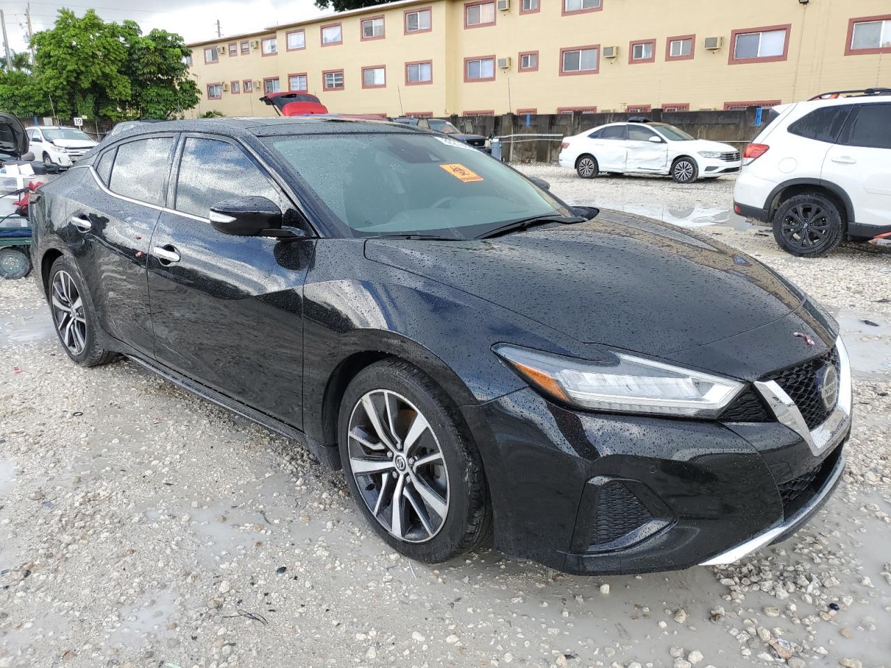 2020 NISSAN Maxima