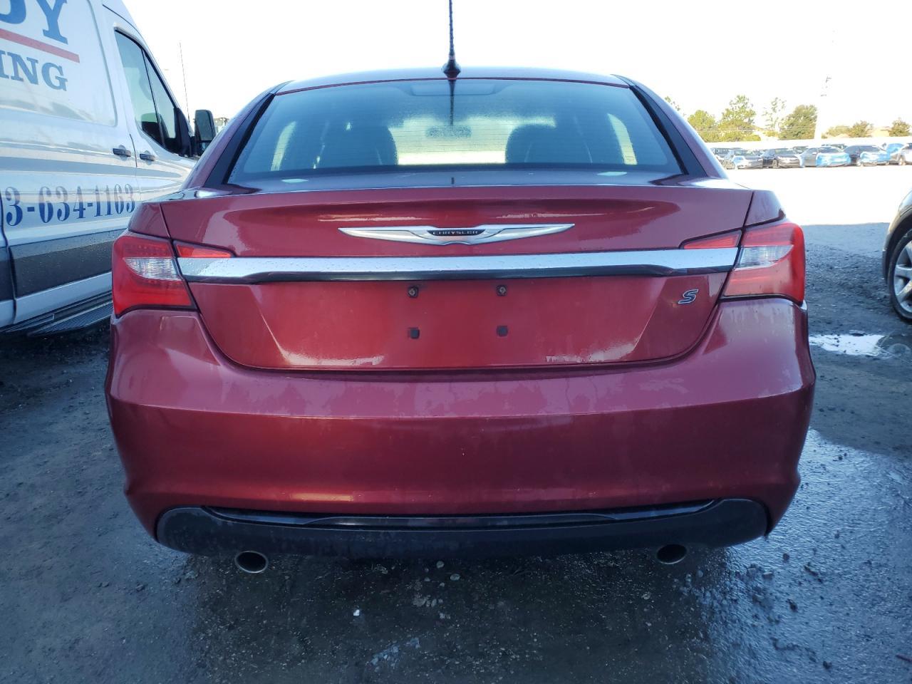 2013 CHRYSLER 200