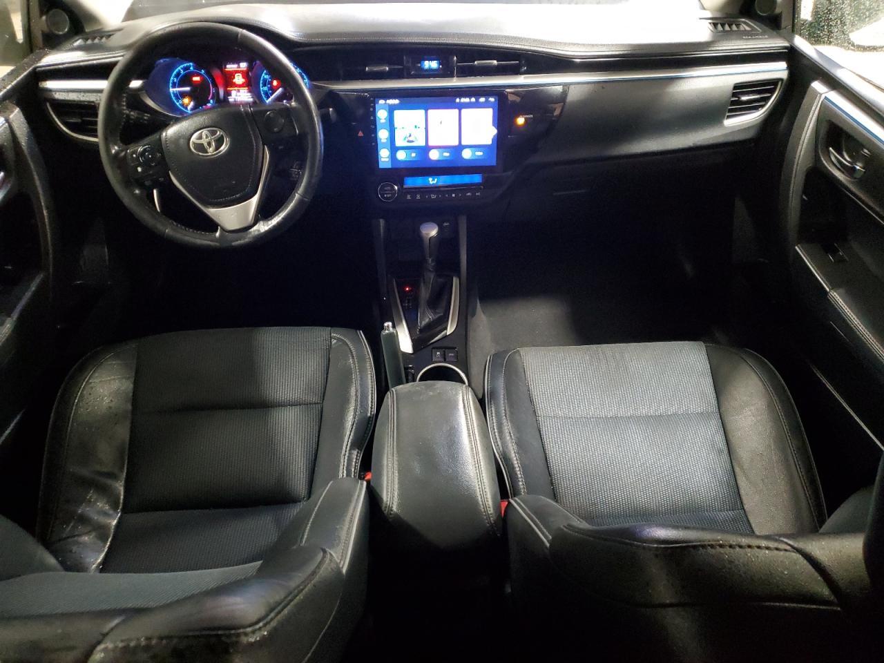 2015 TOYOTA COROLLA