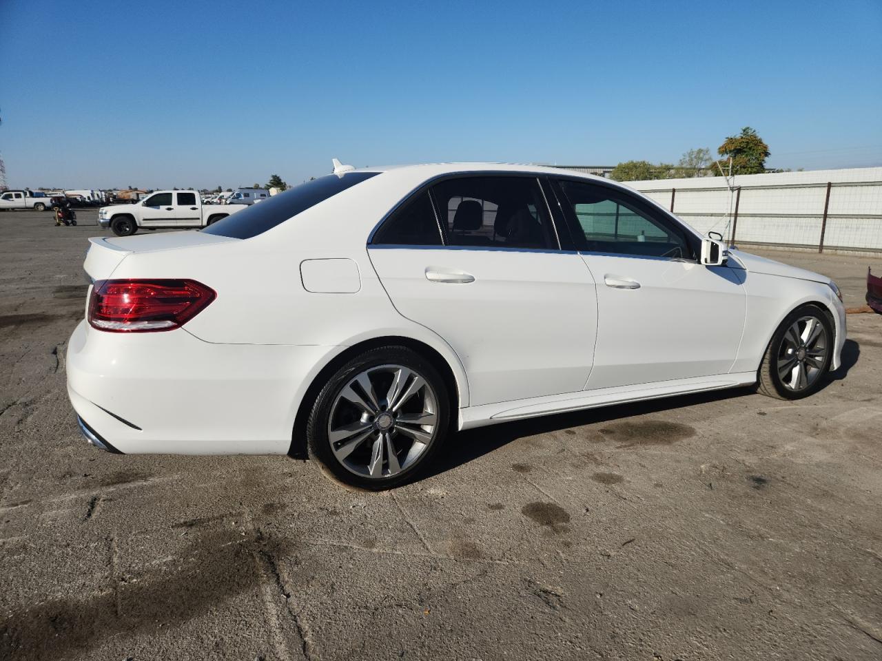 2015 MERCEDES-BENZ E-Class