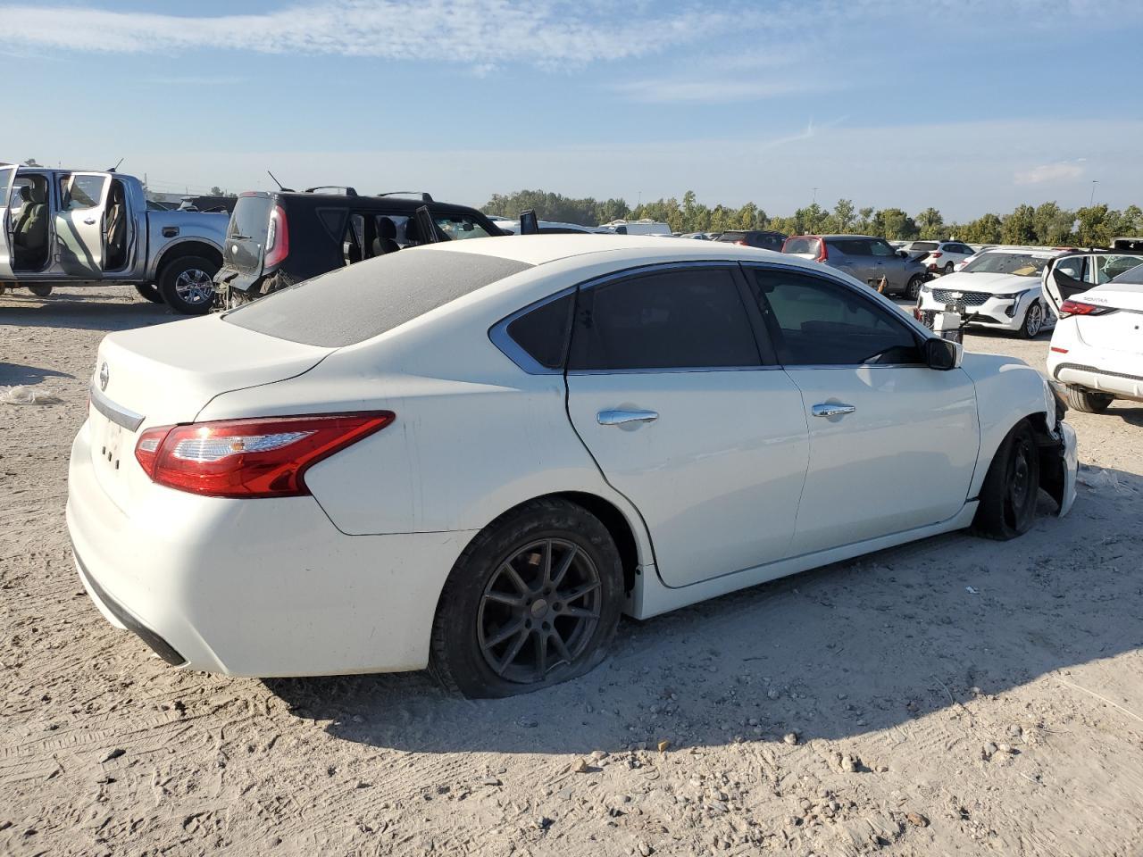 2017 NISSAN ALTIMA
