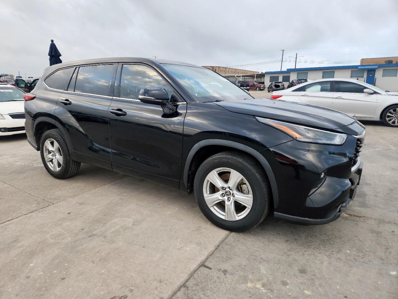 2022 TOYOTA HIGHLANDER