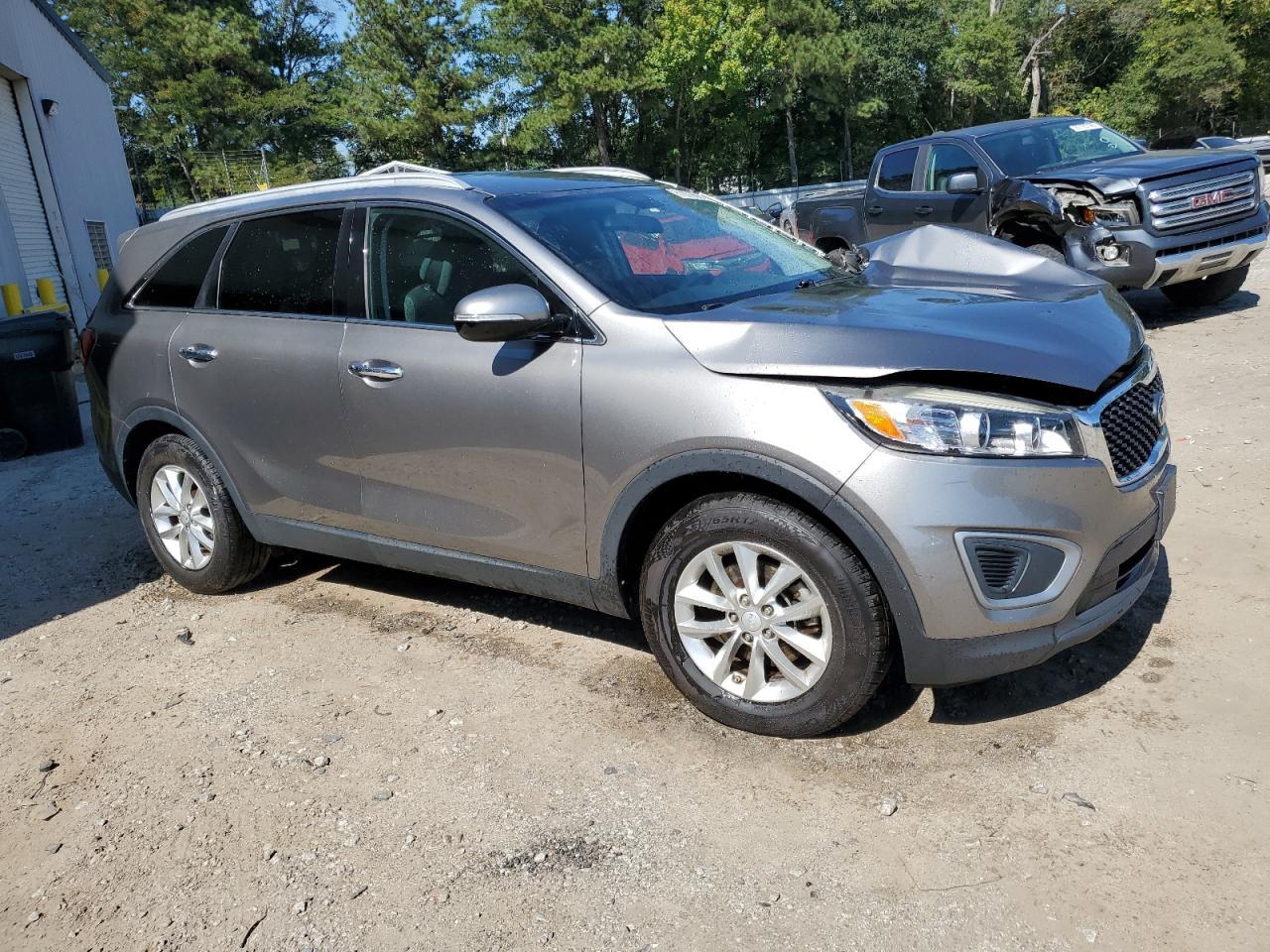 2016 KIA SORENTO