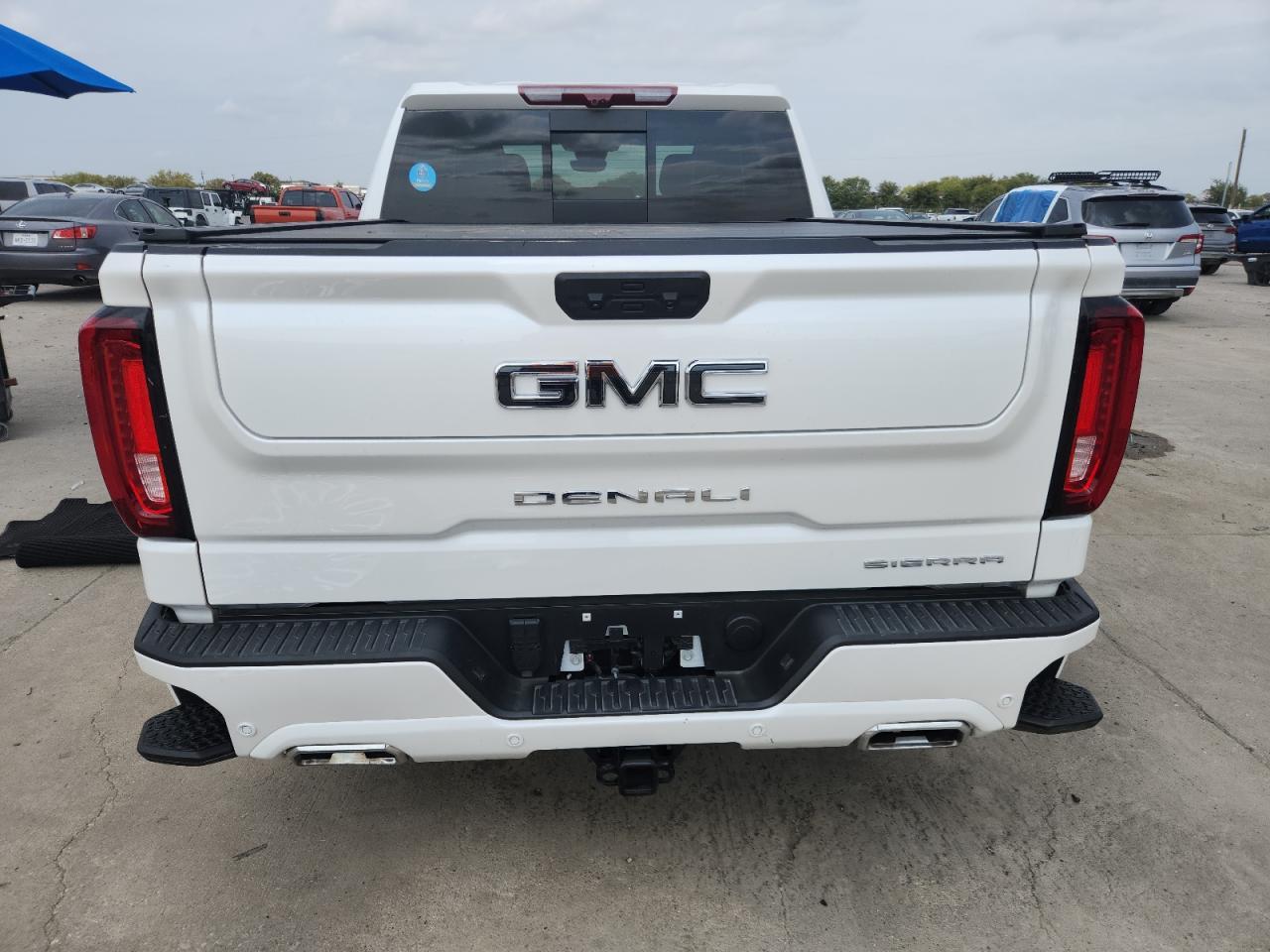 2025 GMC Sierra