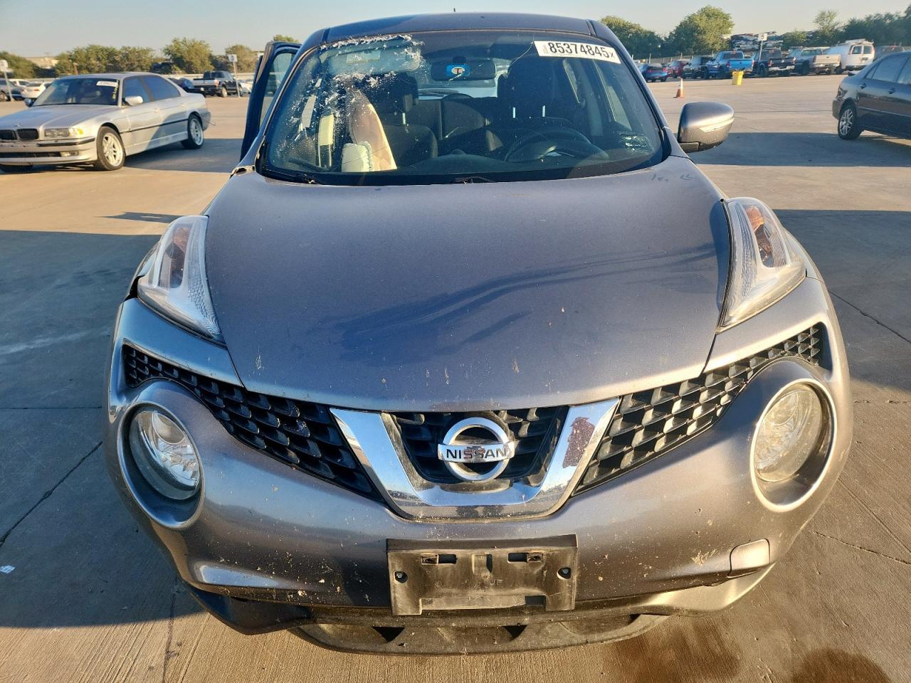 2016 NISSAN Juke
