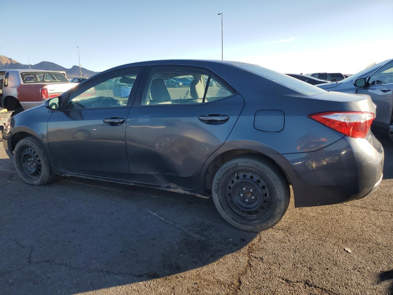 2015 TOYOTA COROLLA