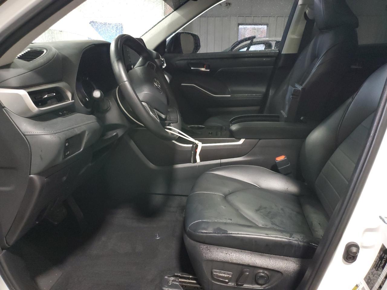 2022 TOYOTA HIGHLANDER