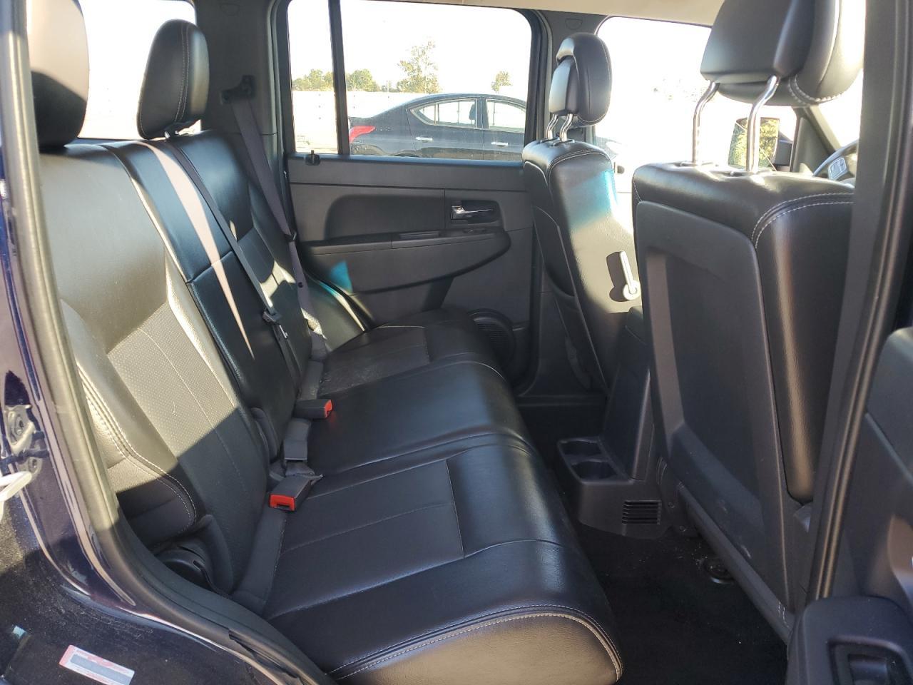 2012 JEEP Liberty