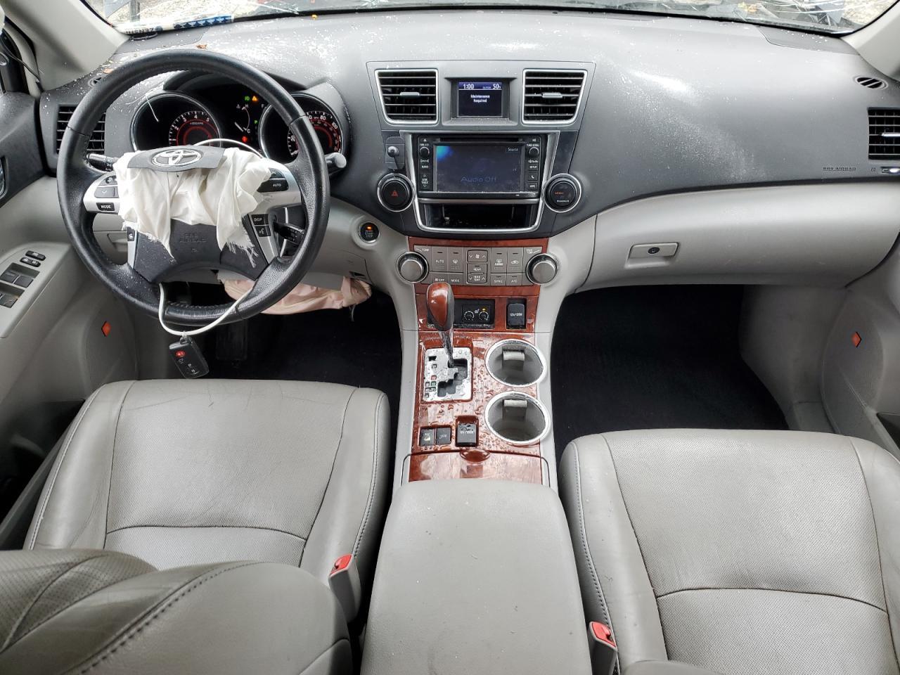 2013 TOYOTA HIGHLANDER