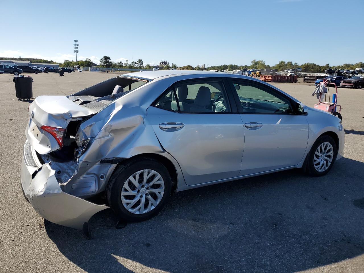 2018 TOYOTA COROLLA