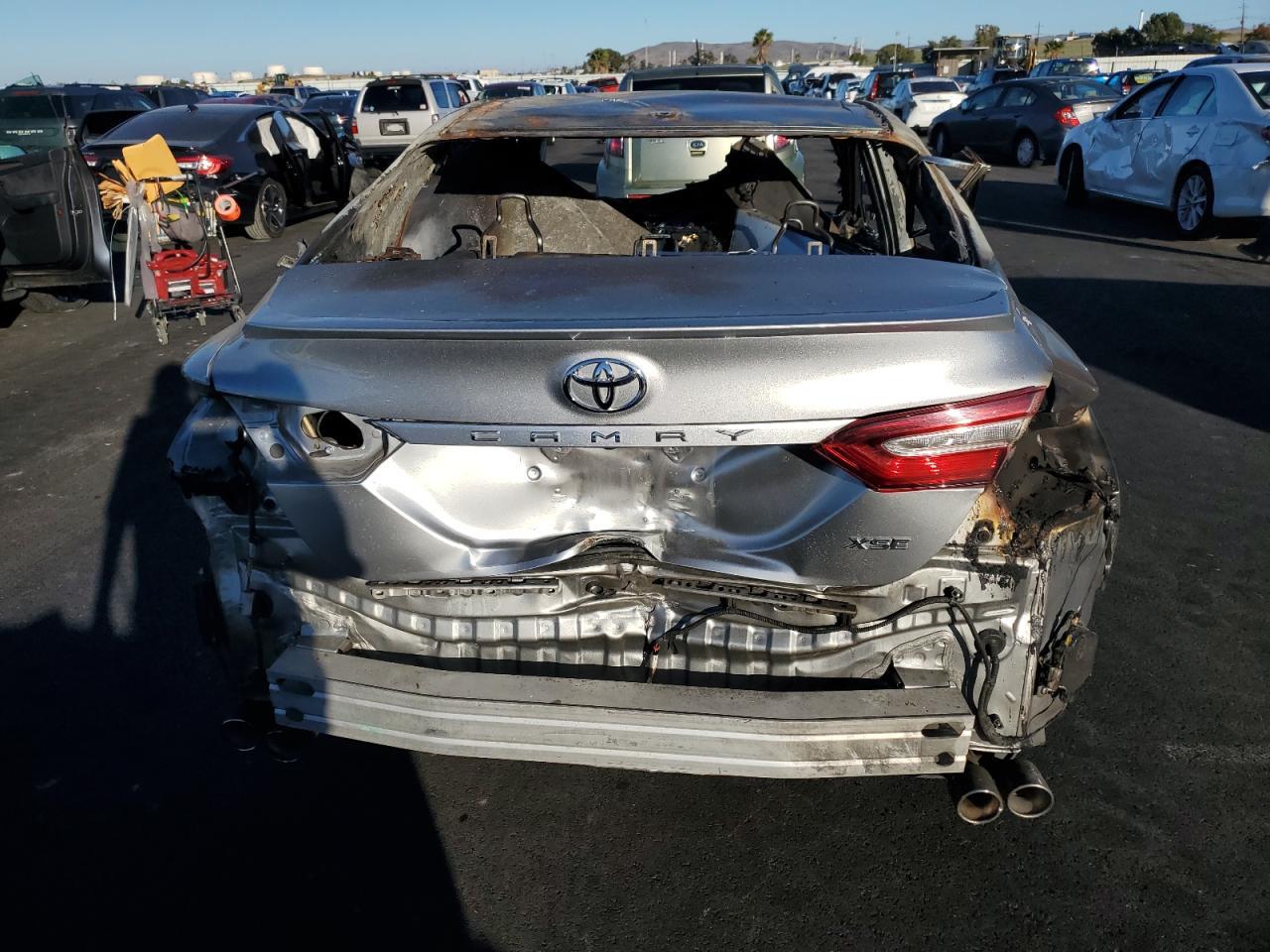 2019 TOYOTA CAMRY