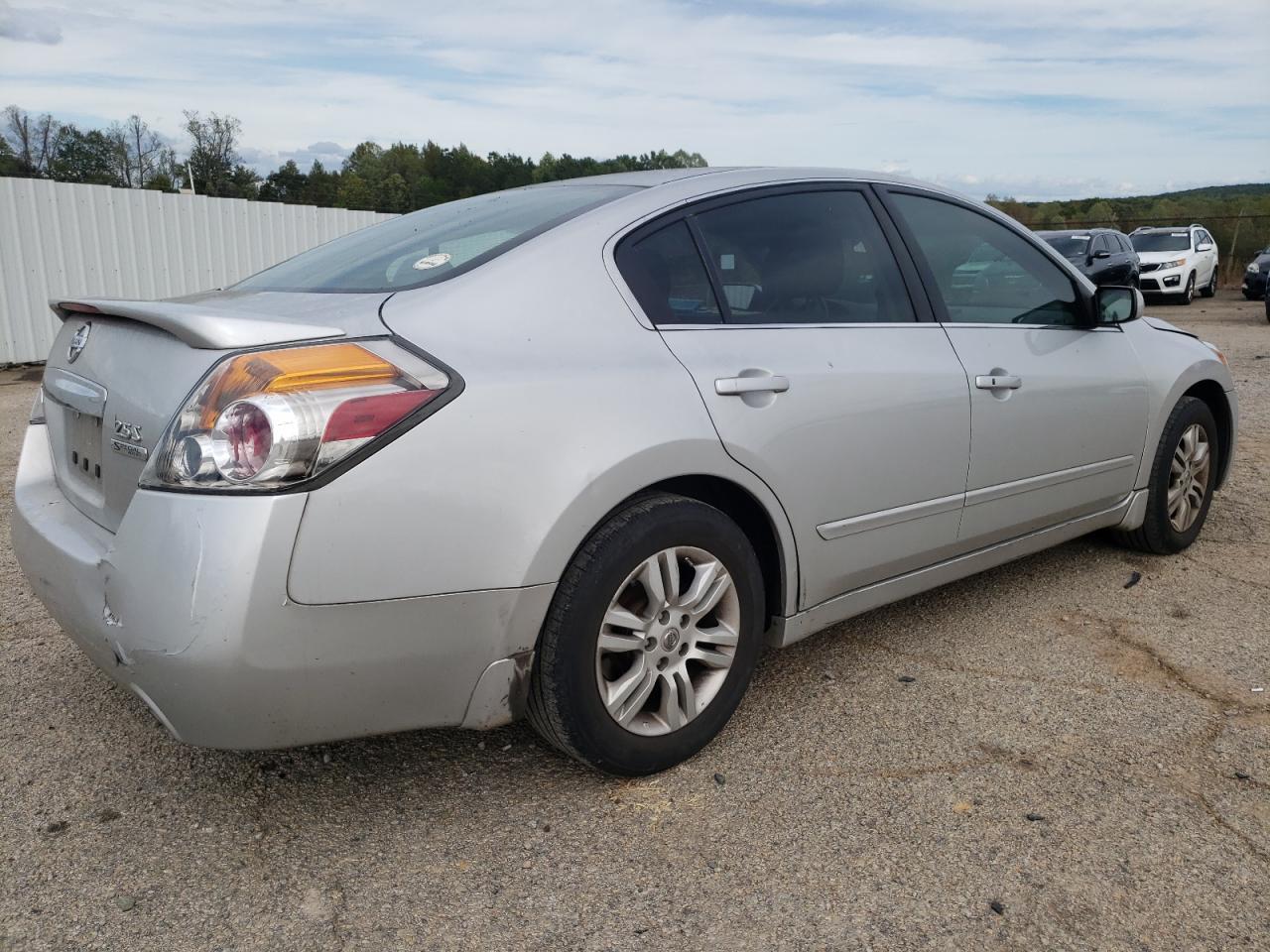 2011 NISSAN ALTIMA