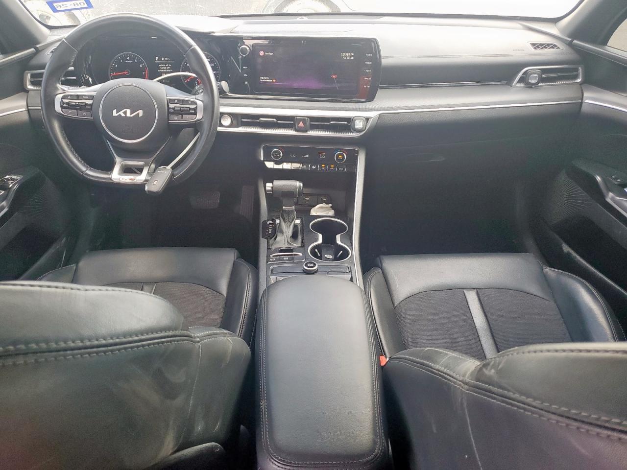 2022 KIA K5
