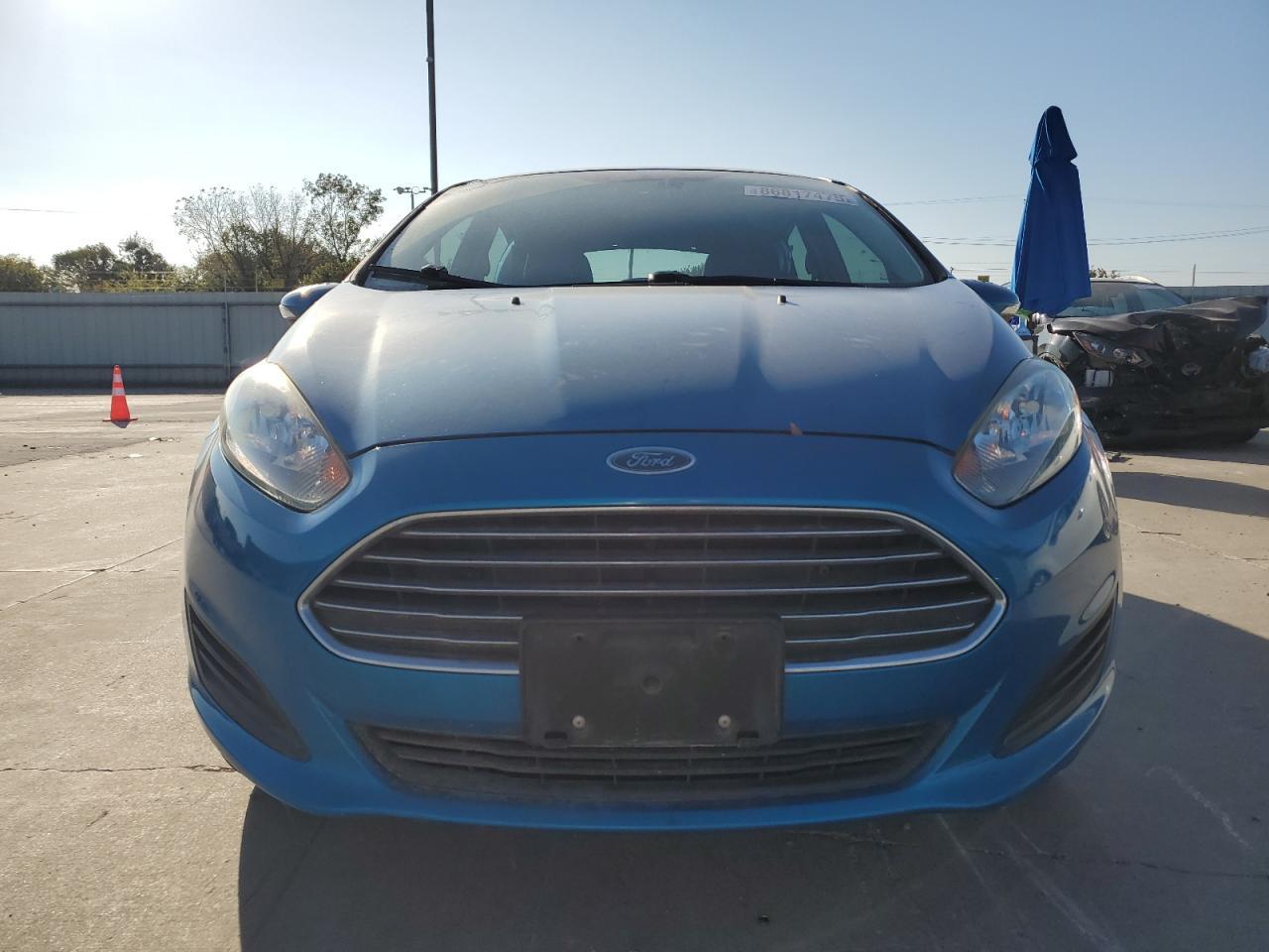 2014 FORD Fiesta