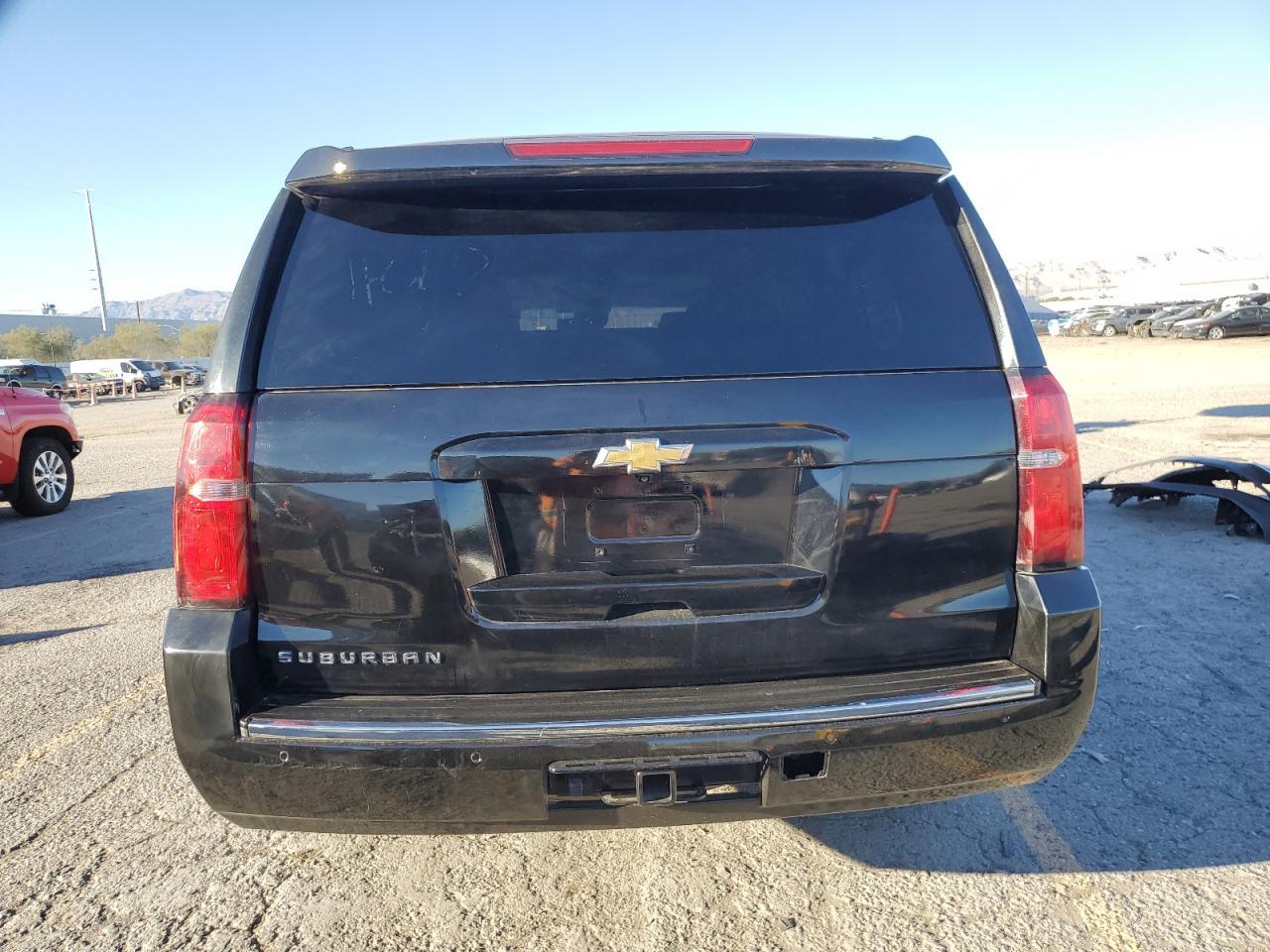 2015 CHEVROLET Suburban