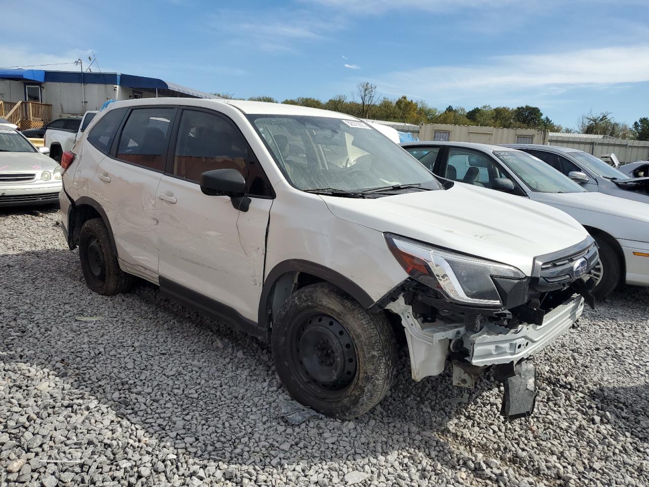 2024 SUBARU FORESTER