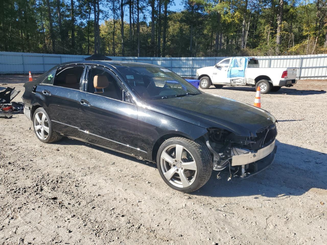 2010 MERCEDES-BENZ E-Class