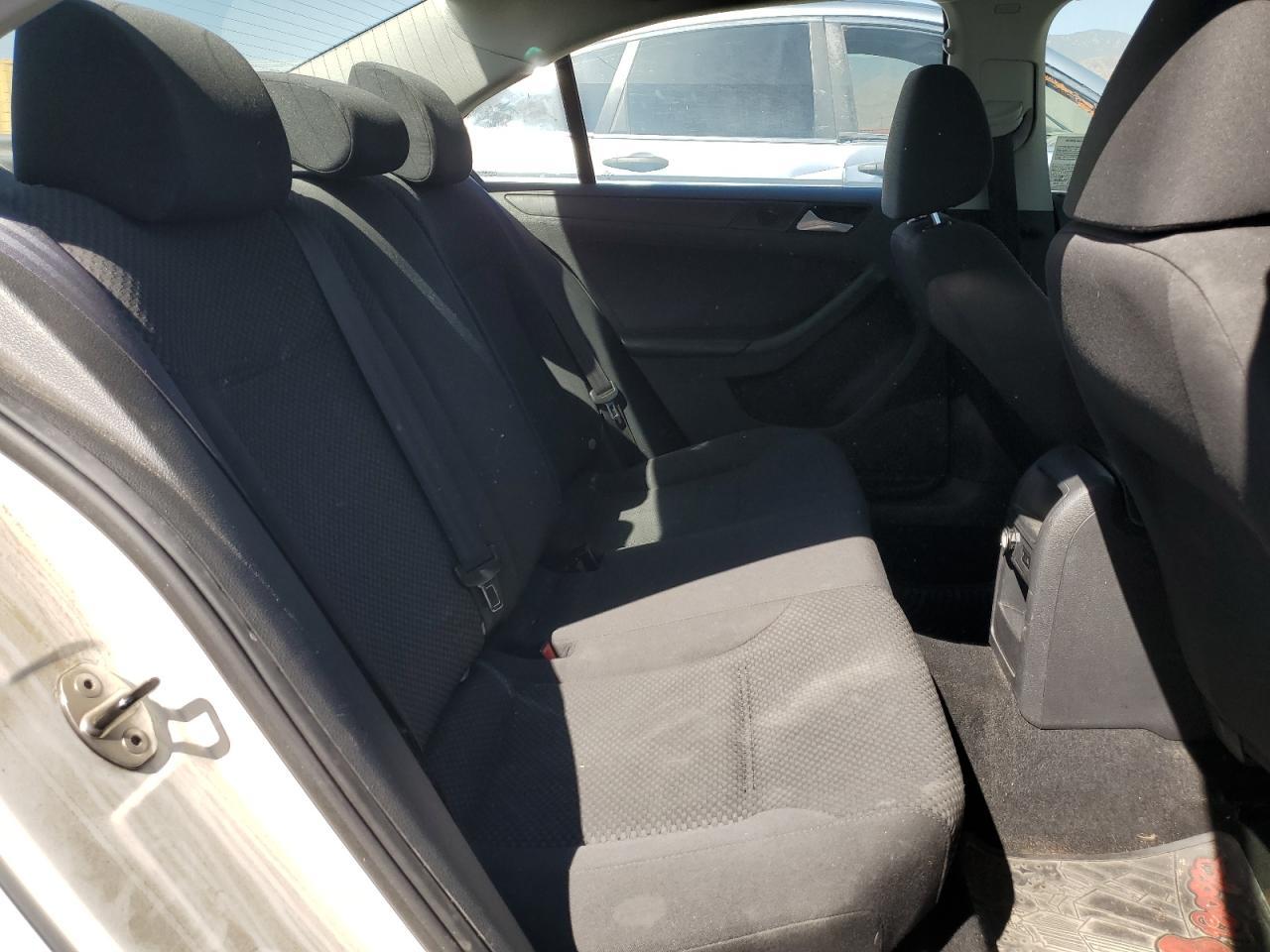 2013 VOLKSWAGEN JETTA
