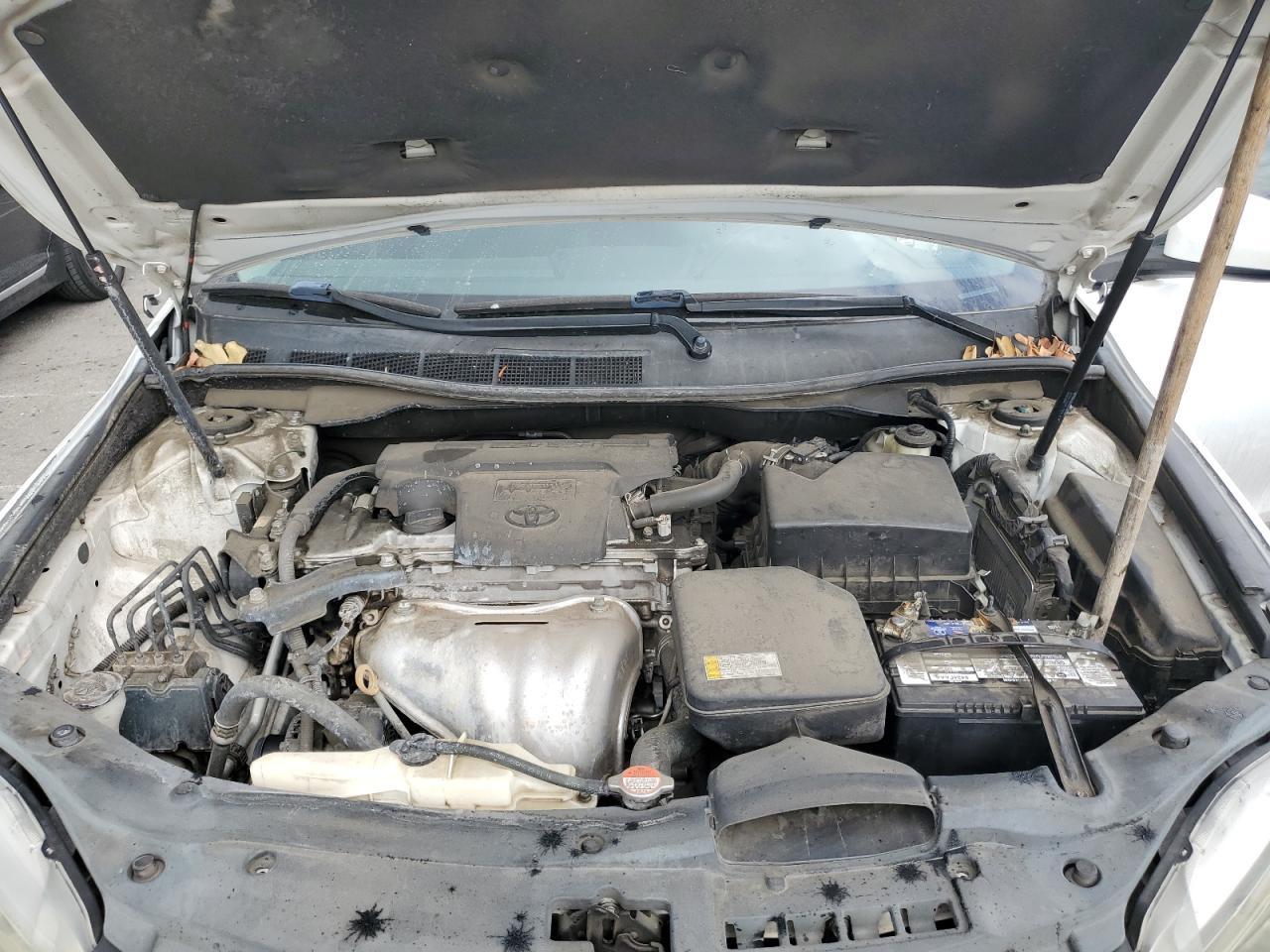 2016 TOYOTA CAMRY