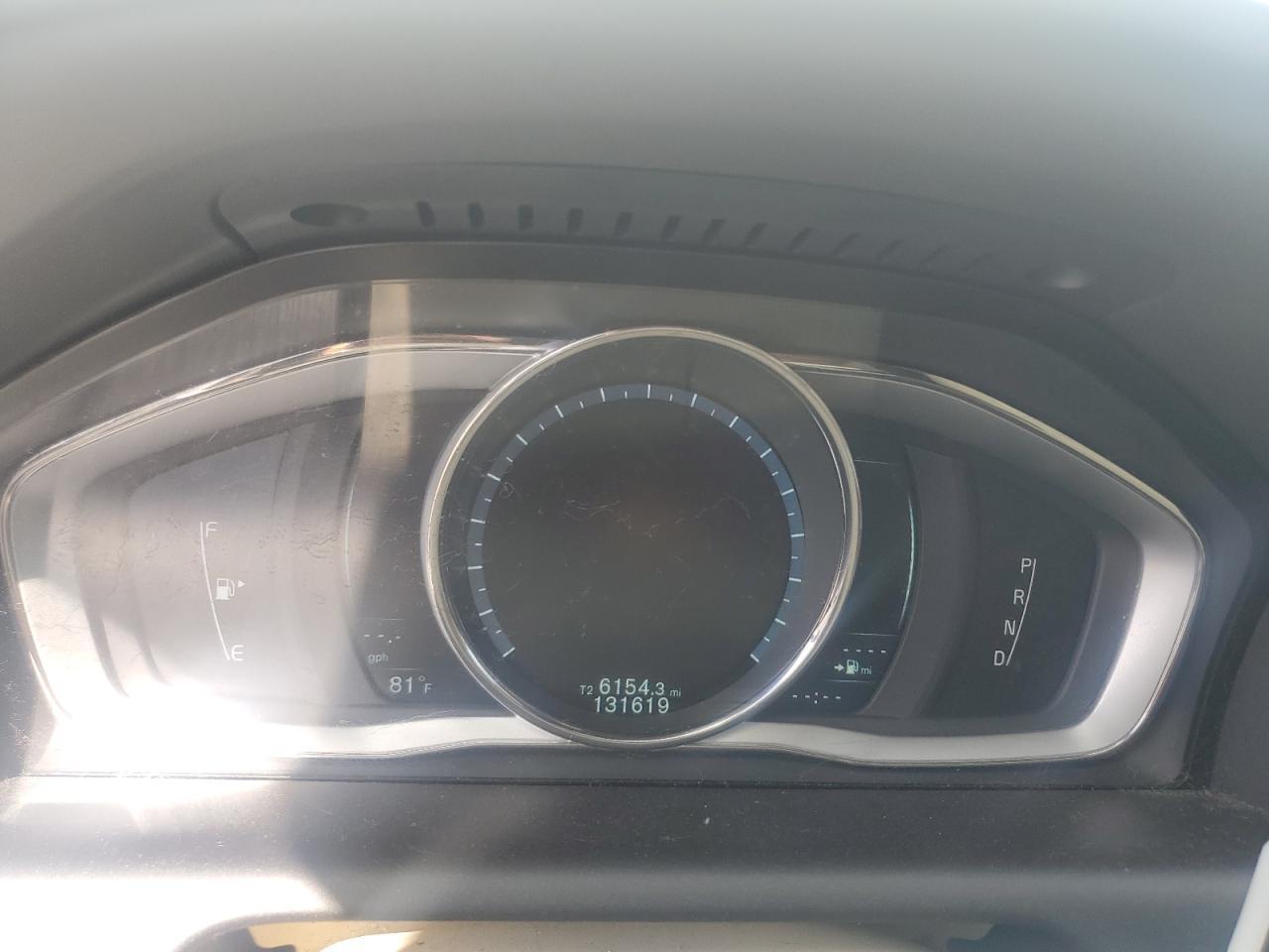2015 VOLVO XC60