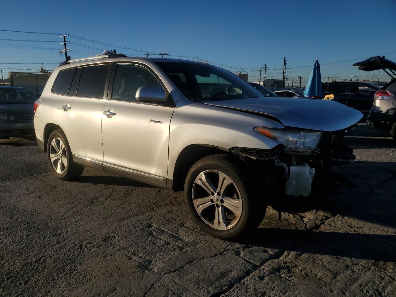2013 TOYOTA HIGHLANDER