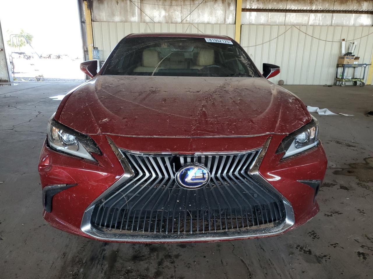 2021 LEXUS Es