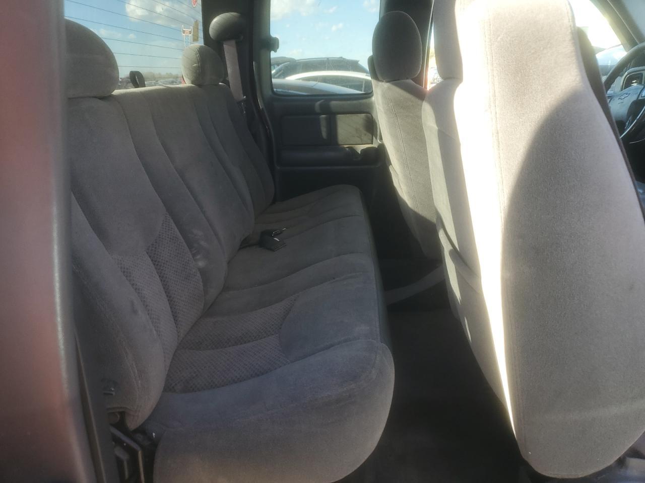 2004 CHEVROLET Silverado 2500