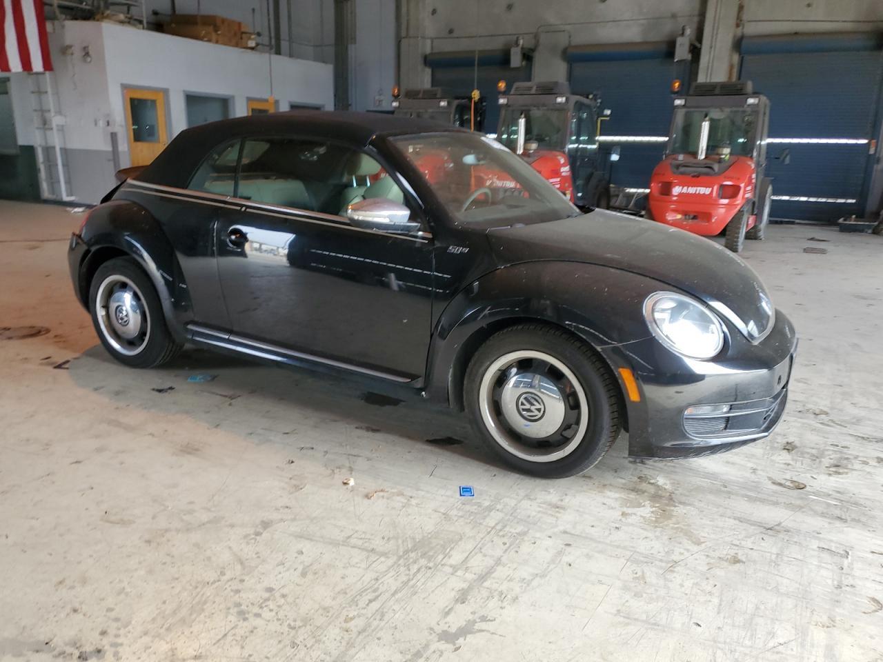 2013 VOLKSWAGEN Beetle
