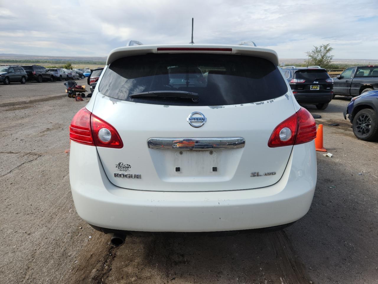 2012 NISSAN ROGUE