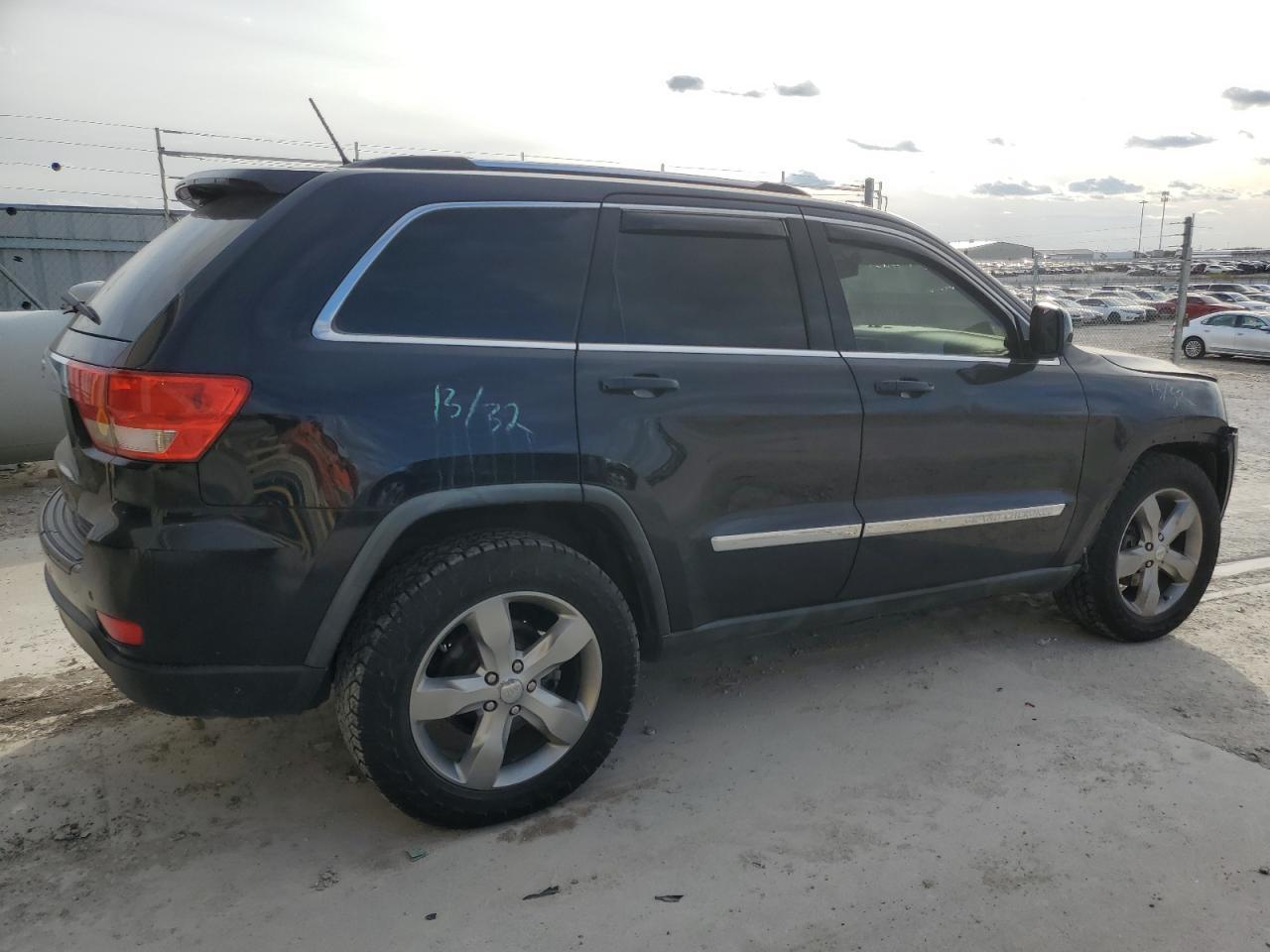 2011 JEEP Grand Cherokee
