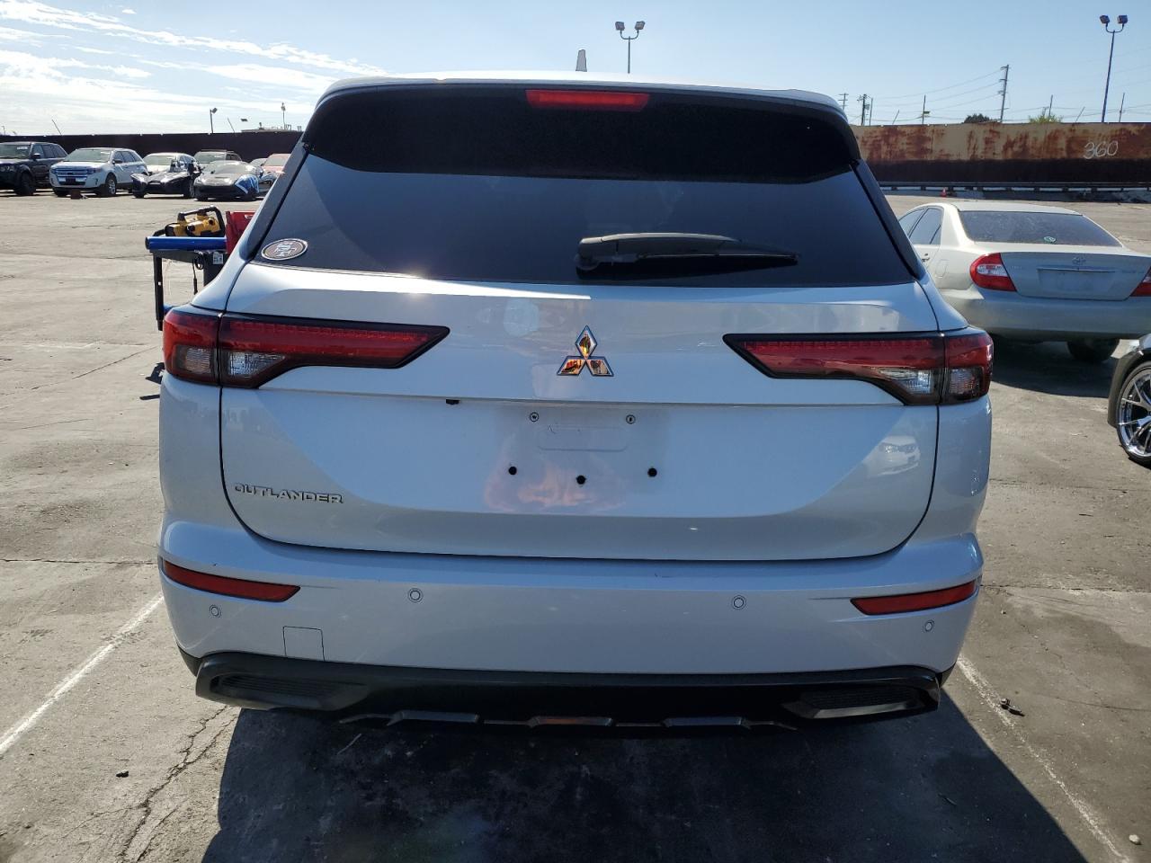 2022 MITSUBISHI outlander