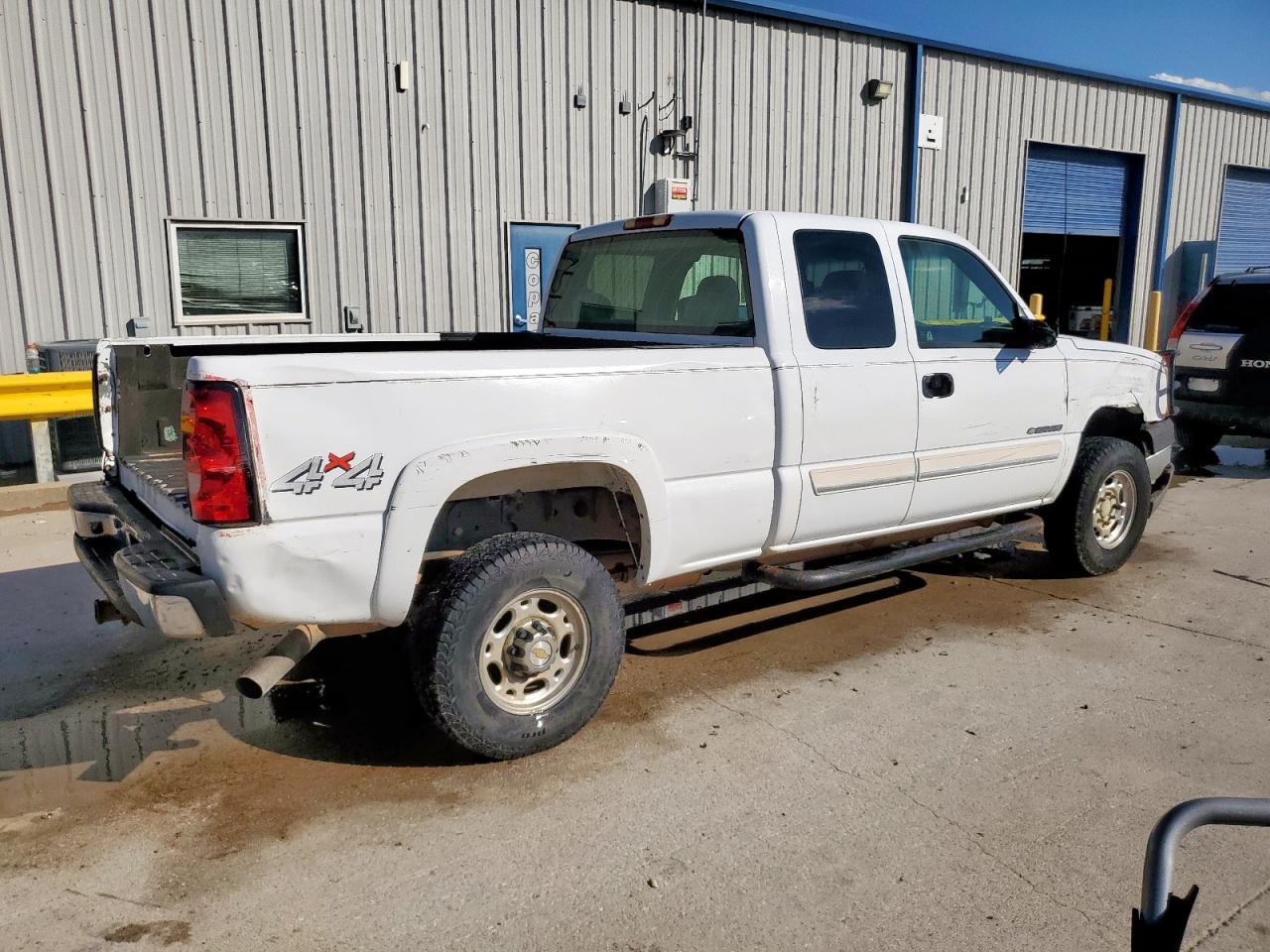 2004 CHEVROLET Silverado