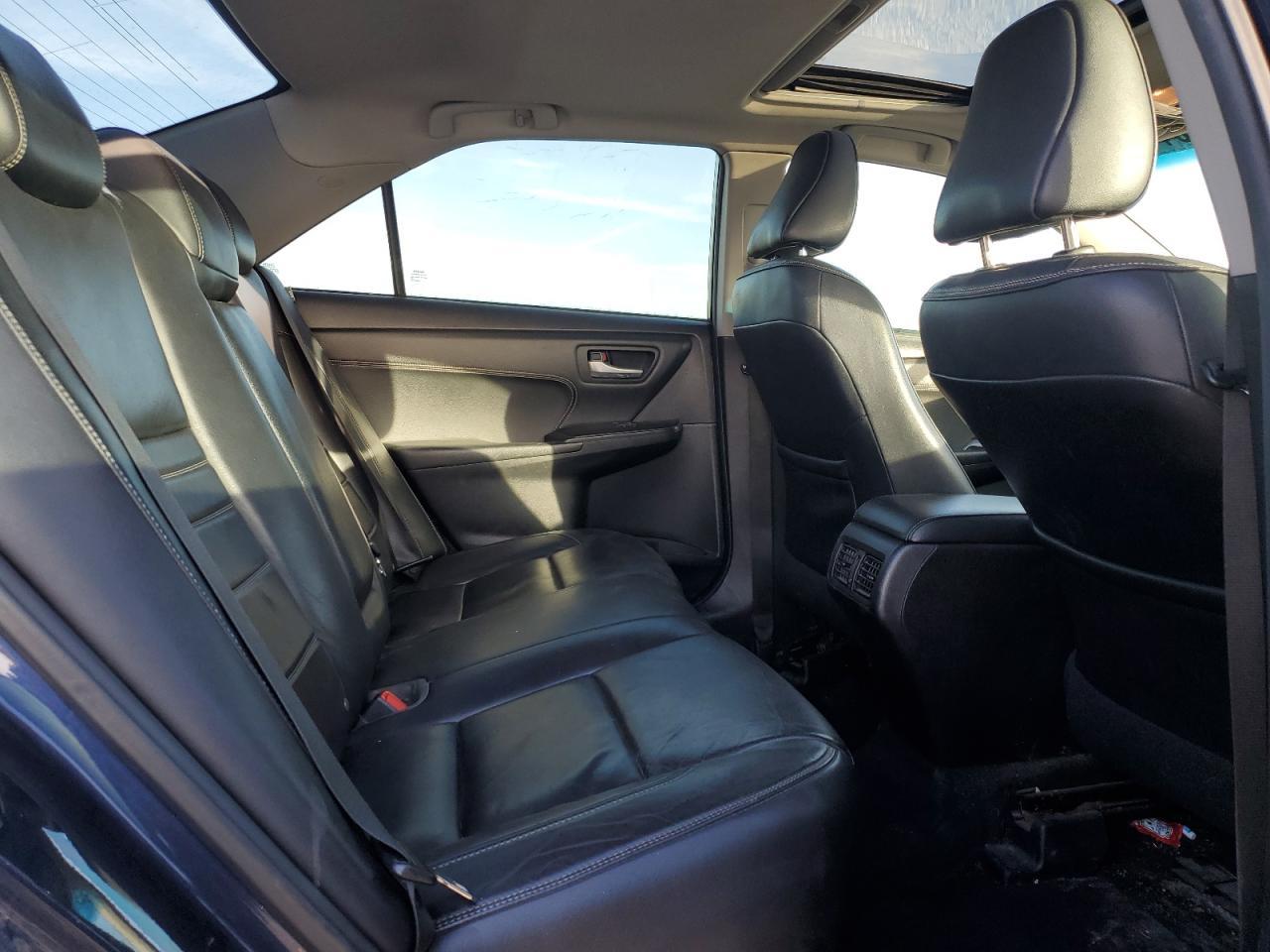 2015 TOYOTA CAMRY