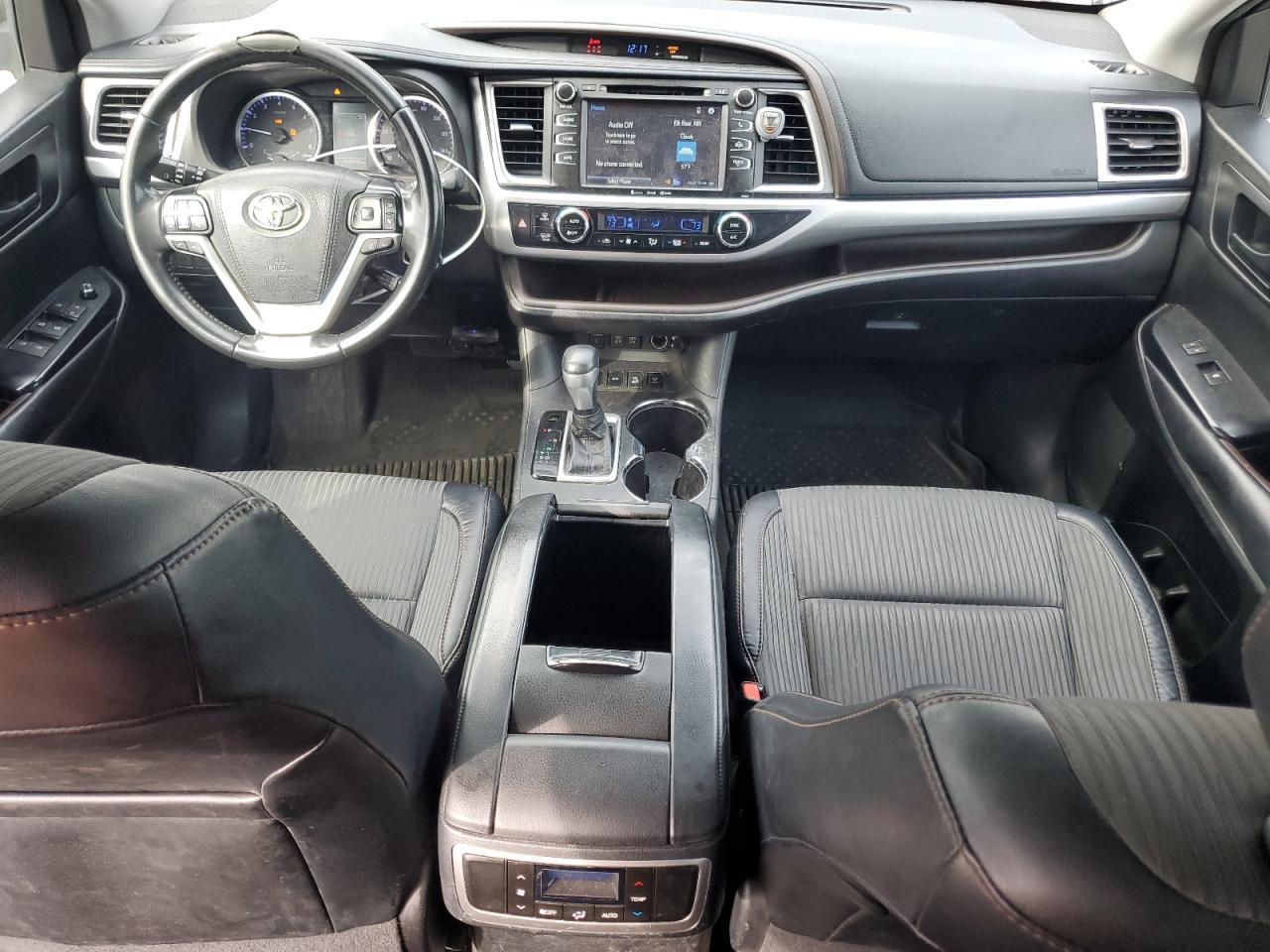 2018 TOYOTA HIGHLANDER