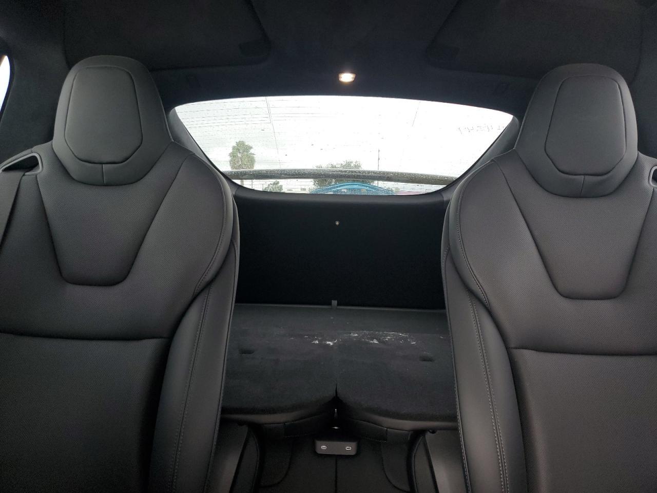 2025 TESLA MODEL X