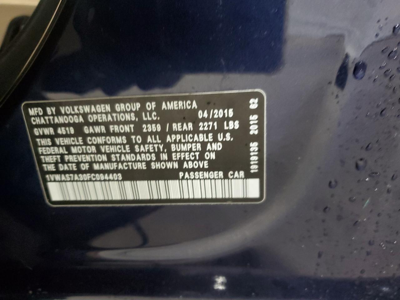 2015 VOLKSWAGEN Passat
