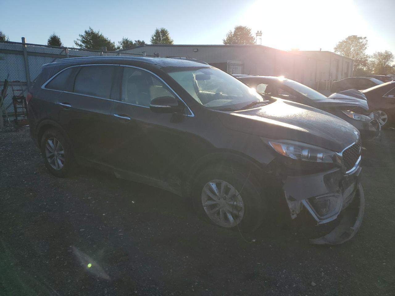2016 KIA SORENTO
