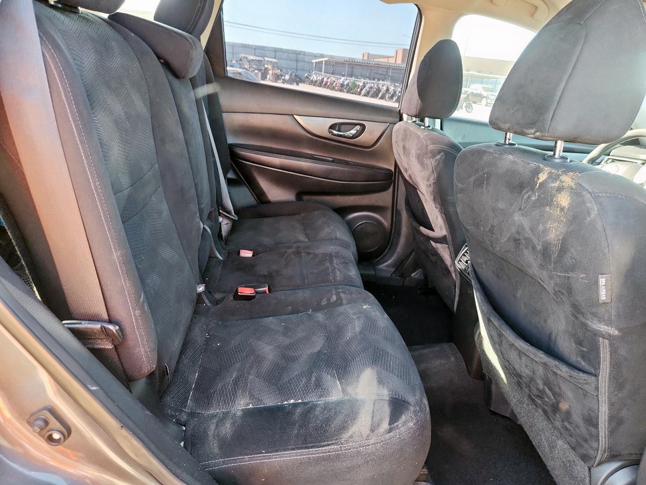 2016 NISSAN ROGUE